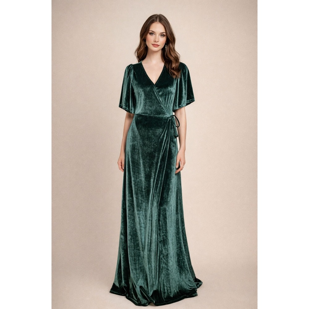 Baltic Born Meghan Velvet Dress Women S Velvet Wrap Green Feminine Romantic Luxe